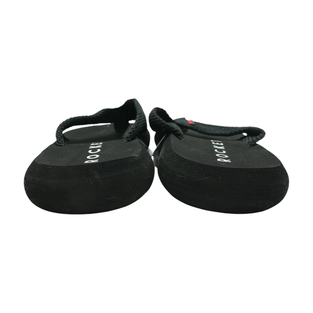 Black Flip-Flop Sandals - Image 2