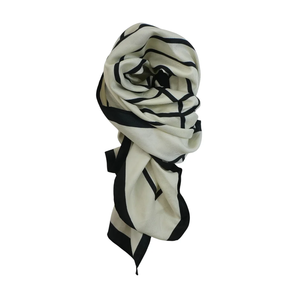 Ivory Graphic 100% Polyester Scarf - Image 2