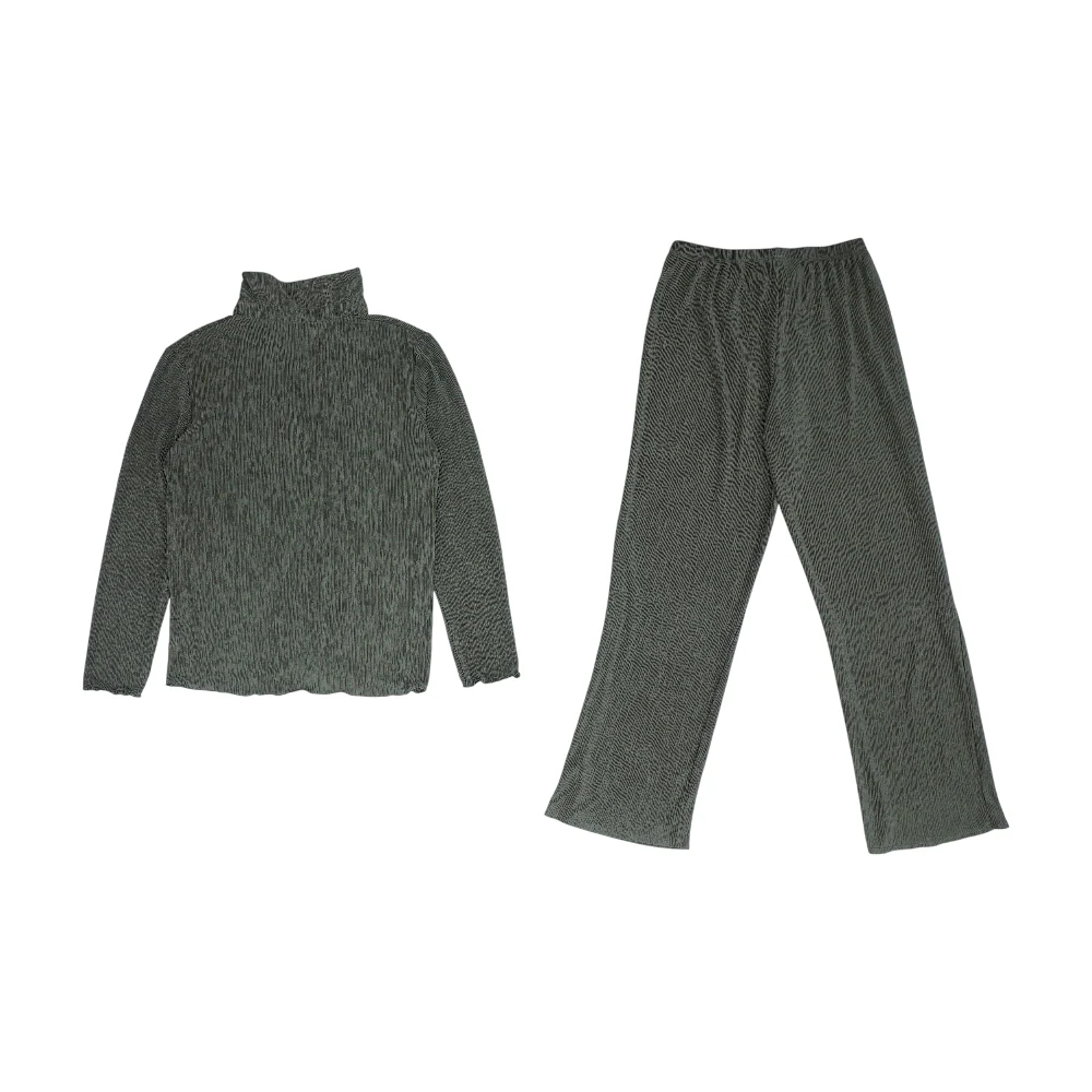 Green Solid Pajama Set - Image 2