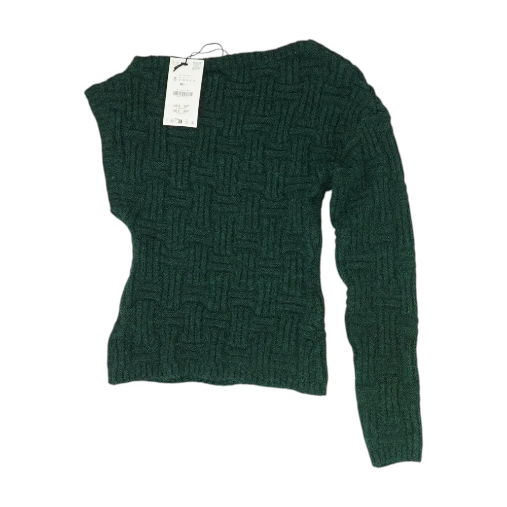 Green Pullover Sweater - Image 2